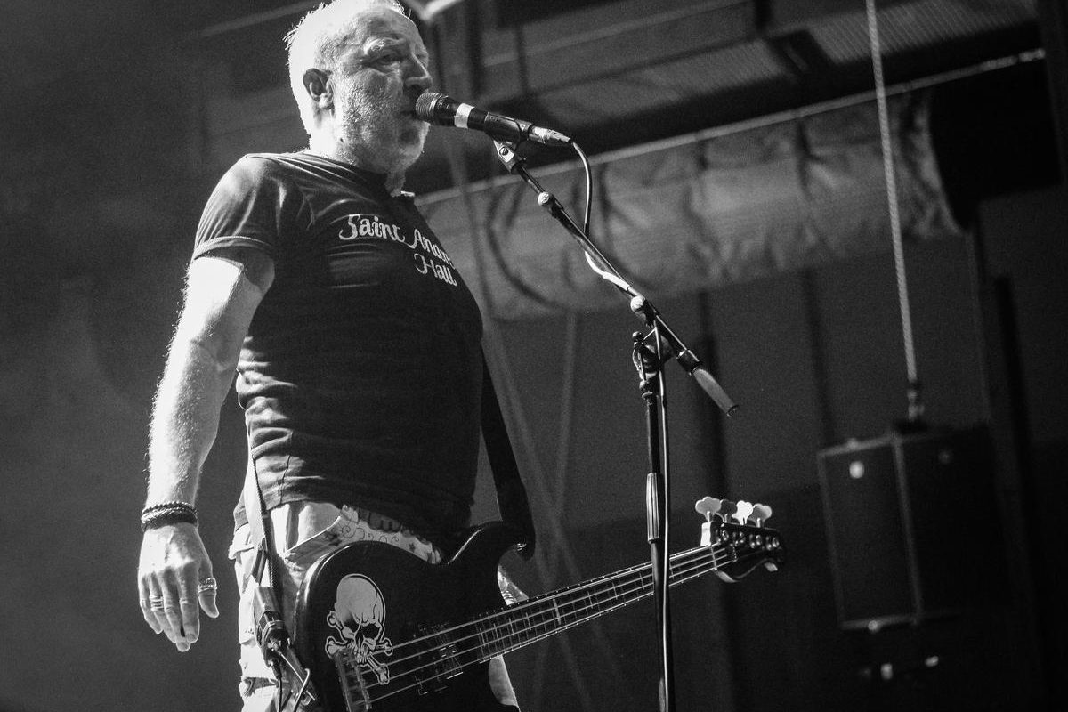 peter hook 6mic aix photo gilbert miot 4