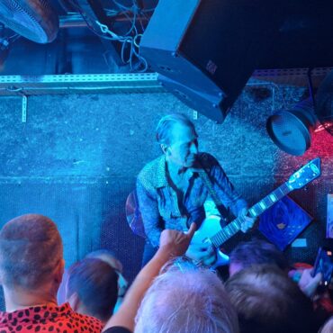 the fleshtones live brin de zinc 11